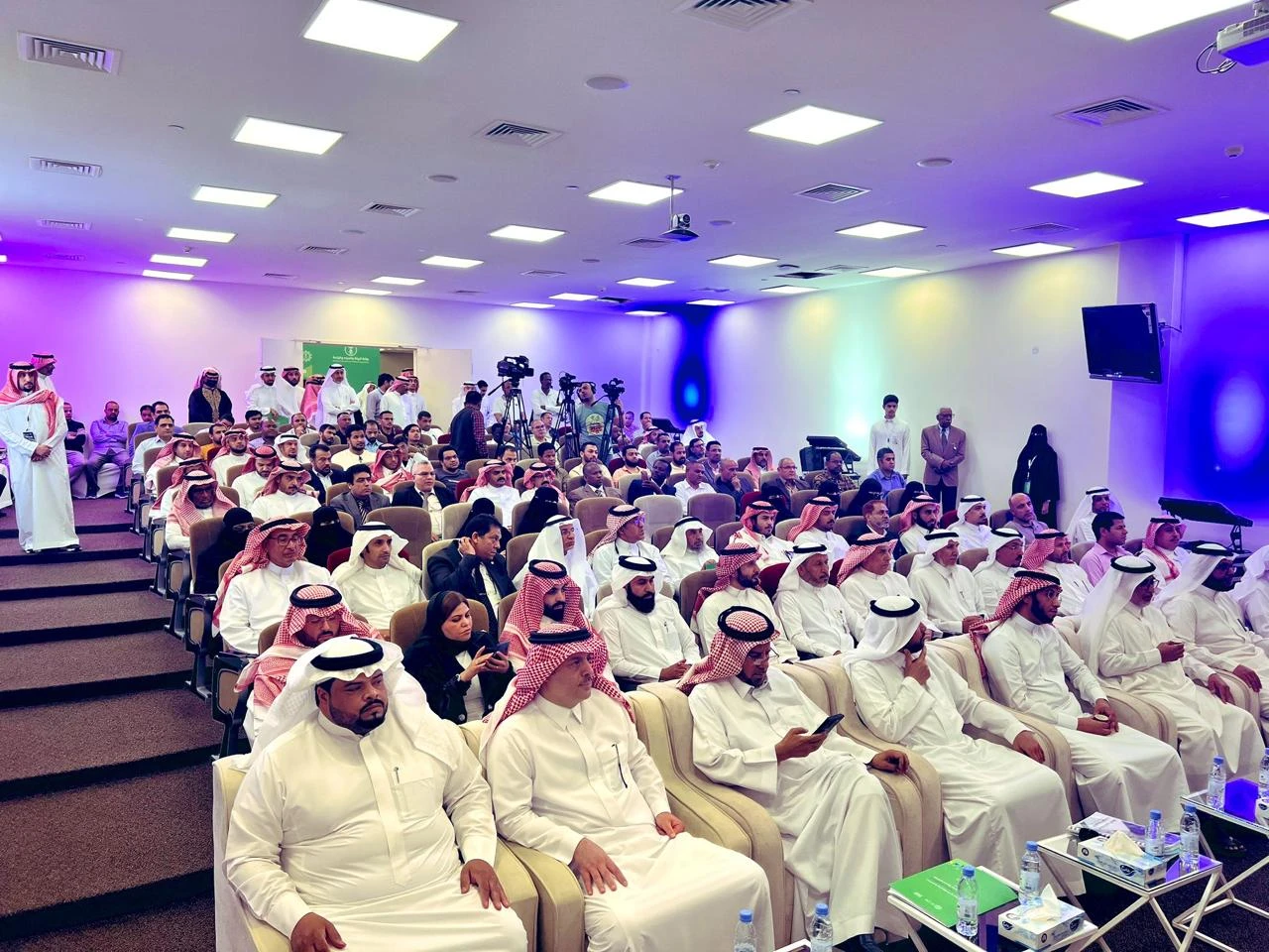 تنظيم وتنفيذ مؤتمر مبادرة تعزيز الأبحاث التطبيقية